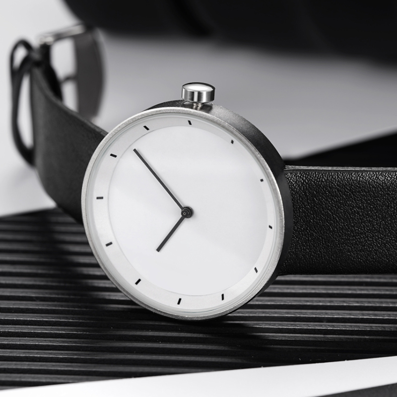 YAZOLE - Elegantes Minimalistisches Design