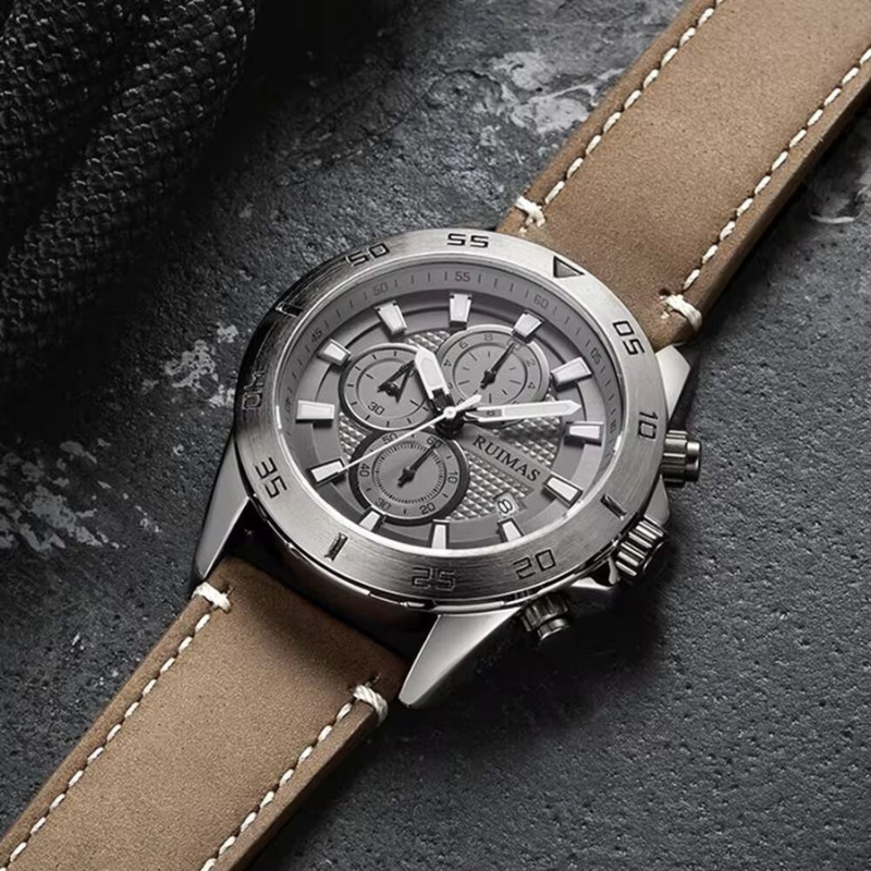 RUIMAS - Stylische und vielseitige Uhr