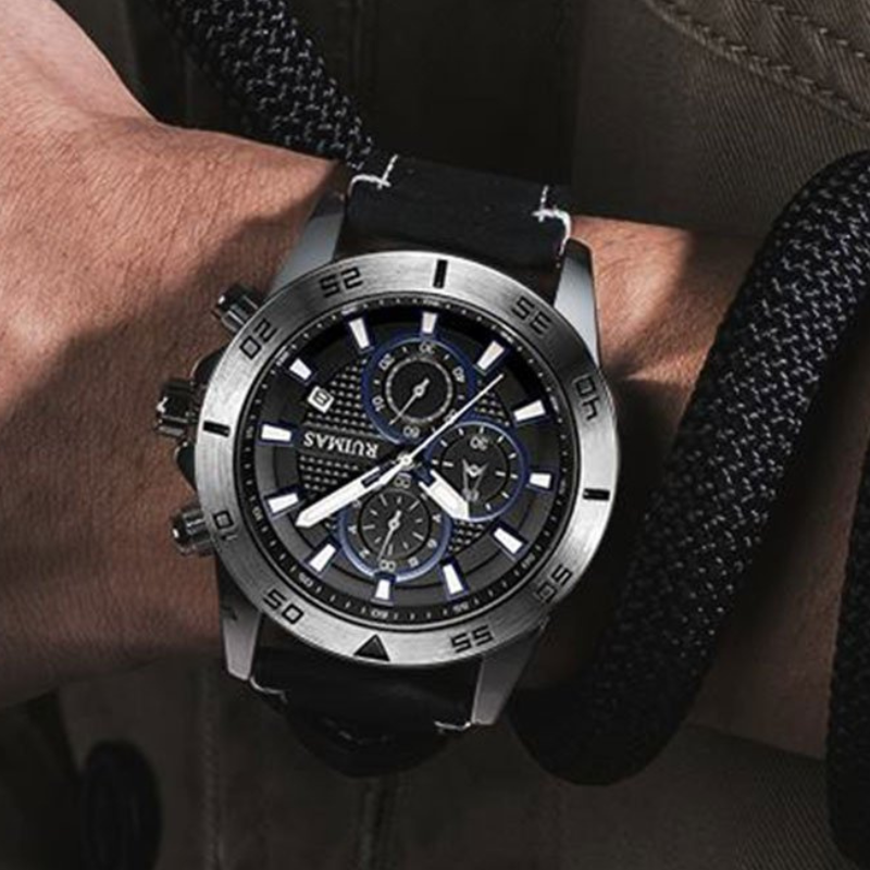 RUIMAS - Stylische und vielseitige Uhr