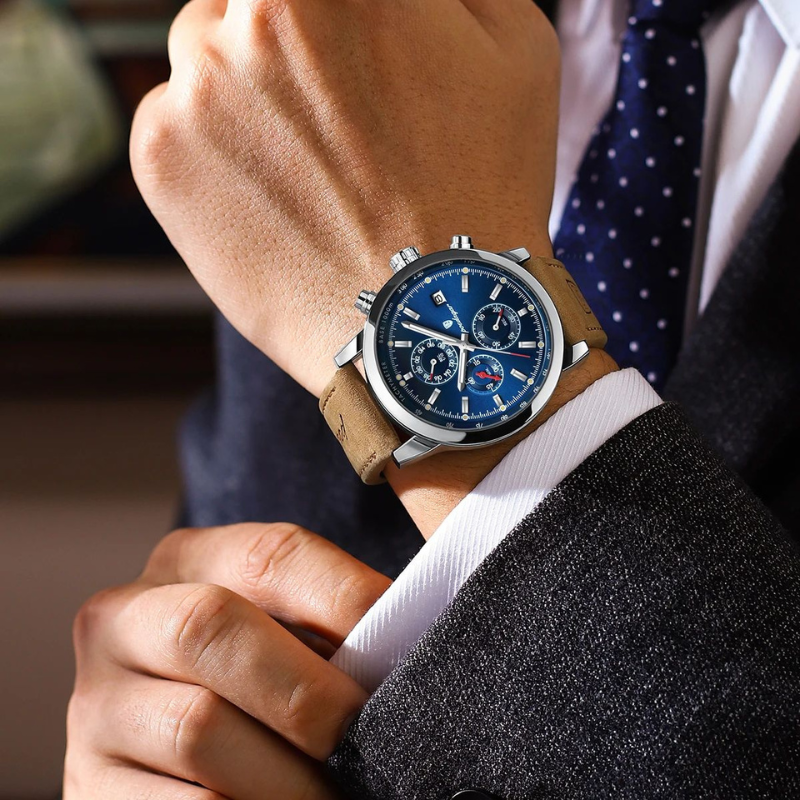 Luxuriöse trendige Herren-Uhr
