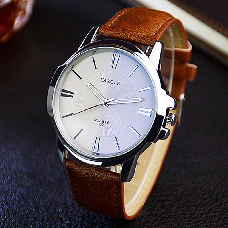 Luxuriöse blaue Glas-Leder-Uhr