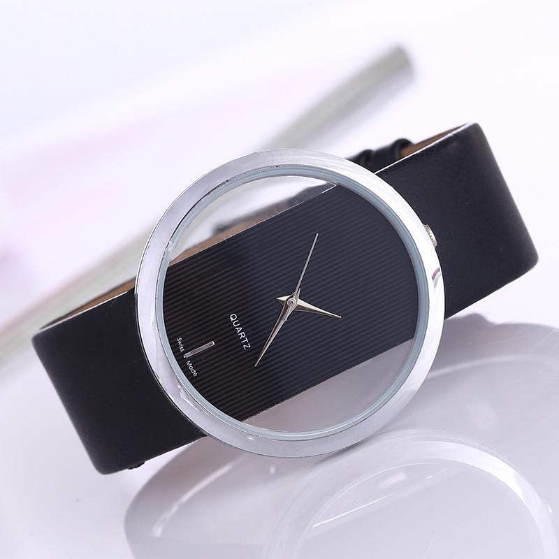Elegante Quarz Uhr mit transparentem Zifferblatt