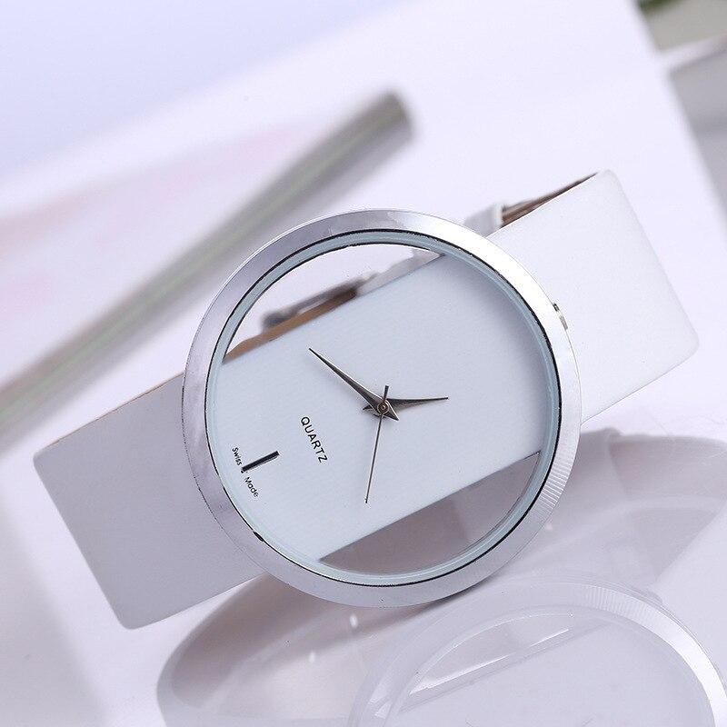 Elegante Quarz Uhr mit transparentem Zifferblatt