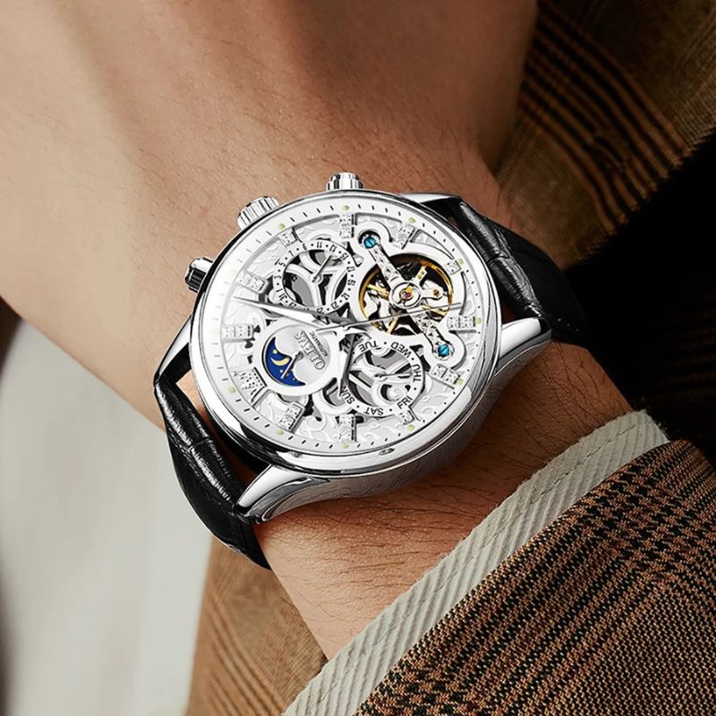 Mechanische Automatik-Uhr mit Lederarmband
