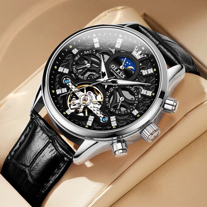 Mechanische Automatik-Uhr mit Lederarmband