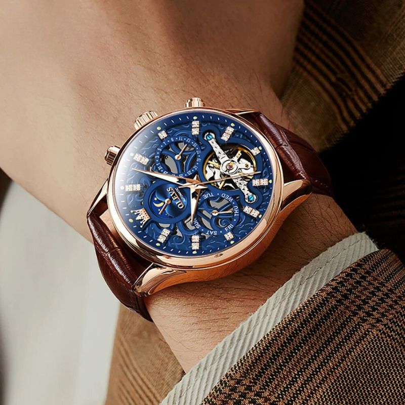 Mechanische Automatik-Uhr mit Lederarmband